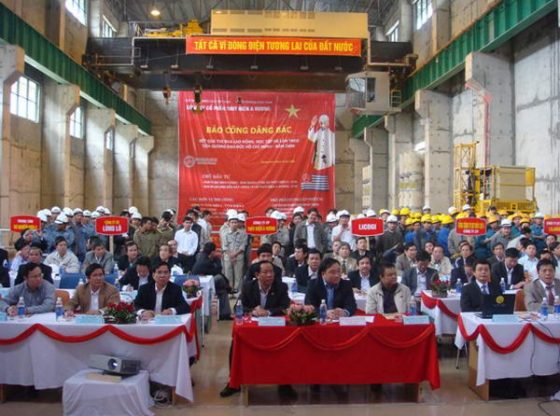 20111228-AVC20111