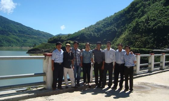 20120716-P5vaAAC1